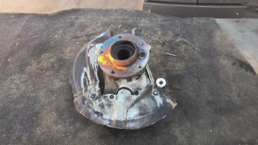 BMW 535i 2008-2010 conductor husillo delantero izquierdo nudillo OEM Foto 1 de 4