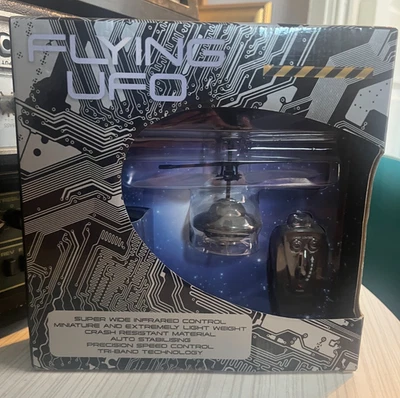 flying ufo toy drone - Image 1 of 4