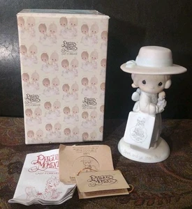 Vintage Precious Moments 1984 Seek And Ye Shall Find Figurine E-0005 Club Member - Picture 1 of 8