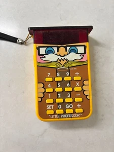 KLEINER PROFESSOR "SELTENES PAPIERETIKETT" LERNWERKZEUG 1976 LERNKARTENRECHNER - Bild 1 von 7