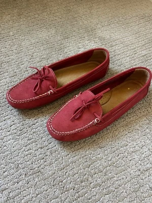 Minnetonka Moccasins Loafers Women Red Slip-On Leather Comfort 9.5 - Image 1 of 4