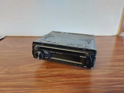 Autoradio Sony CDX-GT23 CD 45Wx4 Xplod Facade Détachable Aux  - Photo 1/4