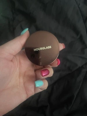 Velo de reloj de arena polvo de ajuste translúcido 0,07 OZ NUEVO SIN CAJA  Foto 1 de 2