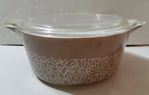 Cazuela Pyrex Brown Woodland Floral 475 B con tapa de vidrio transparente 2,5 L - Imagen 1 de 9