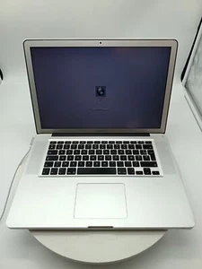 APPLE MACBOOK PRO A1286 I5-520M 15" POUR PIECES. NON TESTÉ. PAS DE RETOUR. - Photo 1/14