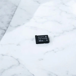 Sony PS Vita Memory Card Playstation 32GB used - Picture 1 of 1