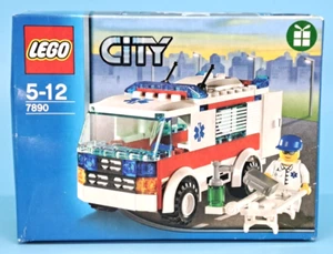 LEGO City - 7890 - Set Ambulanza - 2006 Ora Ritirato - Scatola Sigillata - Foto 1 di 6