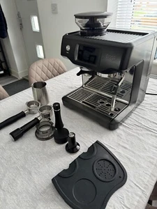 Sage The Barista Touch SES880 – Black Stainless Steel – Excellent Condition - Picture 1 of 4