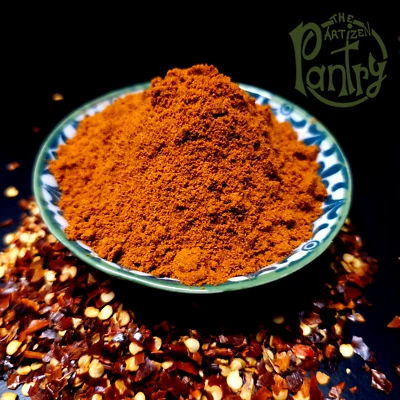NEW HOT Chilli Powder or Flakes - PREMIUM CRUSHED FLAKE or FINE POWDER 50g - 1kg - image 1 of 4