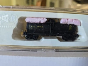 N Scale Micro-Trains Union Tank Car Company 39’ Single Dome Tank Car UTLX #73689 - Picture 1 of 6