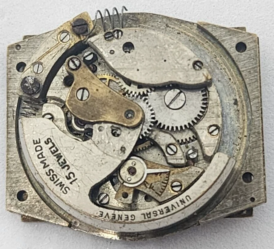 UNIVERSAL GENEVE 15 Jewels BUMPER Tonneau movement - AS 1049? RARE - Image 1 of 4