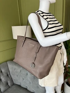 MICHAEL KORS Shoulder Bag Large Tote Padded Laptop Compartment Work Bag - Picture 1 of 18