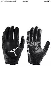 Nuevos Guantes de Fútbol Nike Jordan Jet 7.0 Negro Blanco Magnigrip Para Hombre Talla Pequeña $60 - Imagen 1 de 8