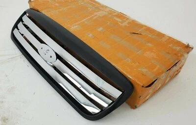 Se adapta a Ford Crown Victoria 1998-2012 capó delantero estilo GCC parrilla cromada nuevo 2012  Foto 1 de 4