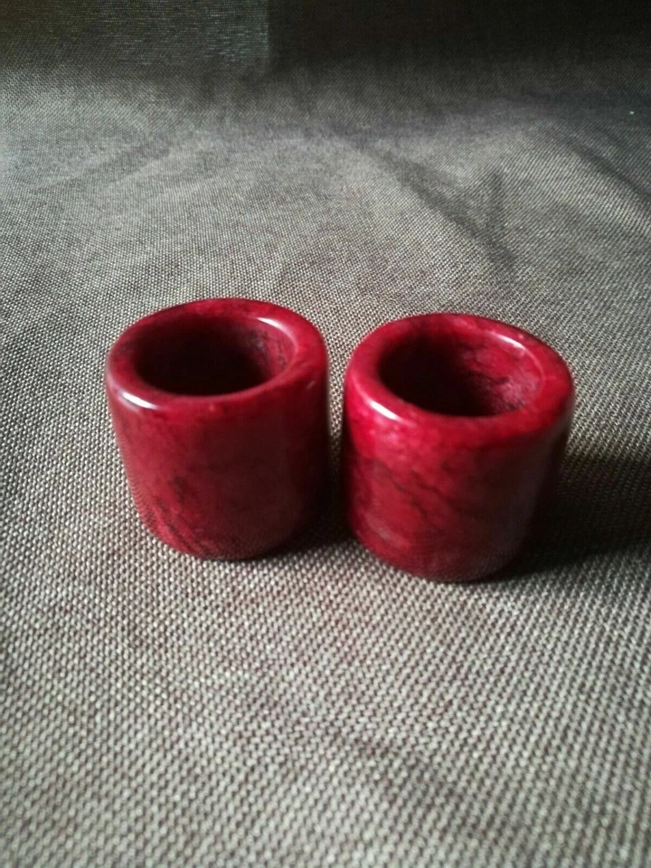 Anillos para pulgar o colgantes tallados a mano de jade natural de China de 2 piezas Foto 1 de 4