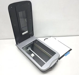 Epson Perfection V500 Photo Flatbed Scanner J251A - Picture 1 of 7