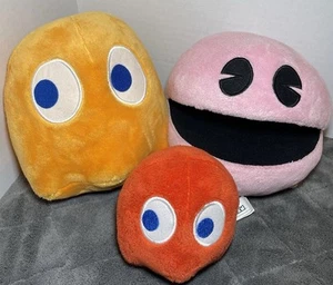 Pink Pac-Man Battle Royale & Orange & Red Ghost Plush Lot Toy Factory Stuffed - Picture 1 of 13
