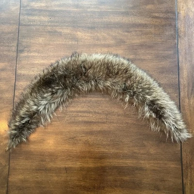 Vintage Brown Fur Collar - Image 1 of 4