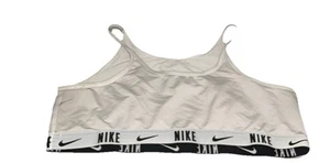 Sujetador deportivo pulóver Nike Dri Fit XL blanco y negro - Imagen 1 de 9