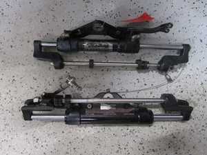 Cilindros de ajuste SeaStar HC53753 y kit de barra de amarre HA5520 - Imagen 1 de 2