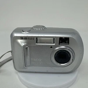 Kodak EasyShare CX7300 3.2 MP Digital Camera, FOR REPAIR OR FOR PARTS, READ DESC - Picture 1 of 12