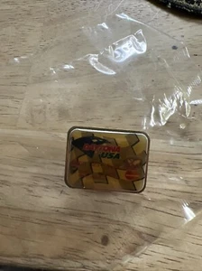 Vintage 90s Daytona USA Mastercard Pinback Lapel/Hat Pin-NASCAR-New - Picture 1 of 8