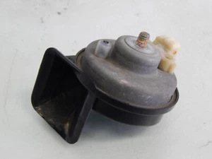 Citroen C4 BJ2005 Hupo Signal 011157 70/3881157 BOSCH 409060 - Picture 1 of 4