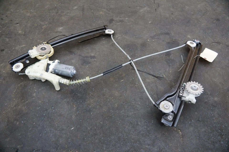 Регулятор левого окна двери мотор в сборе Porsche Cayman Boxster 13-19 911 12-16 - Изображение 1 из 4