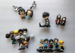 Lot of 23 Anime Mini Figures Keychains – Demon Slayer Kimetsu no Yaiba + Jujutsu - Picture 1 of 6