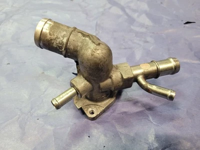 Угловая впускная водопроводная труба охлаждающей жидкости для Hyundai Veloster 2013 2014 2015 годов выпуска 1,6 л - Изображение 1 из 4