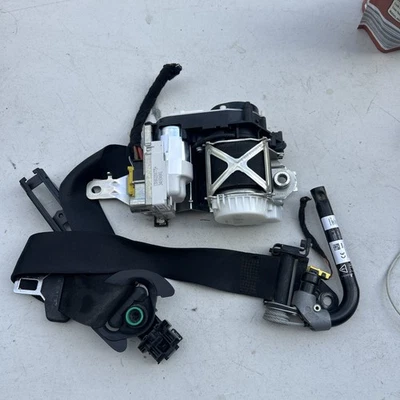 Retractor cinturón de seguridad delantero izquierdo mercedes w166 ml350 gl450 2012-2019 a1668600022 Foto 1 de 2