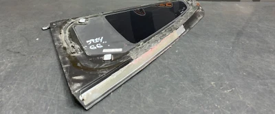 Ford Mustang GT350R 2016 OEM pasajero cuarto trasero derecho ventana de vidrio usado Foto 1 de 4