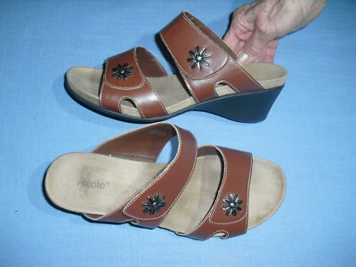 Nicole Womens slide sandal wedge shoes Size 10 W Wide Brown - Image 1 of 4