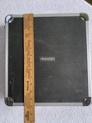 VAULTZ CD DVD Estuche Bloqueo Carga Dura Con 38 DVDs True Blood, Big Little Lies Foto 1 de 4