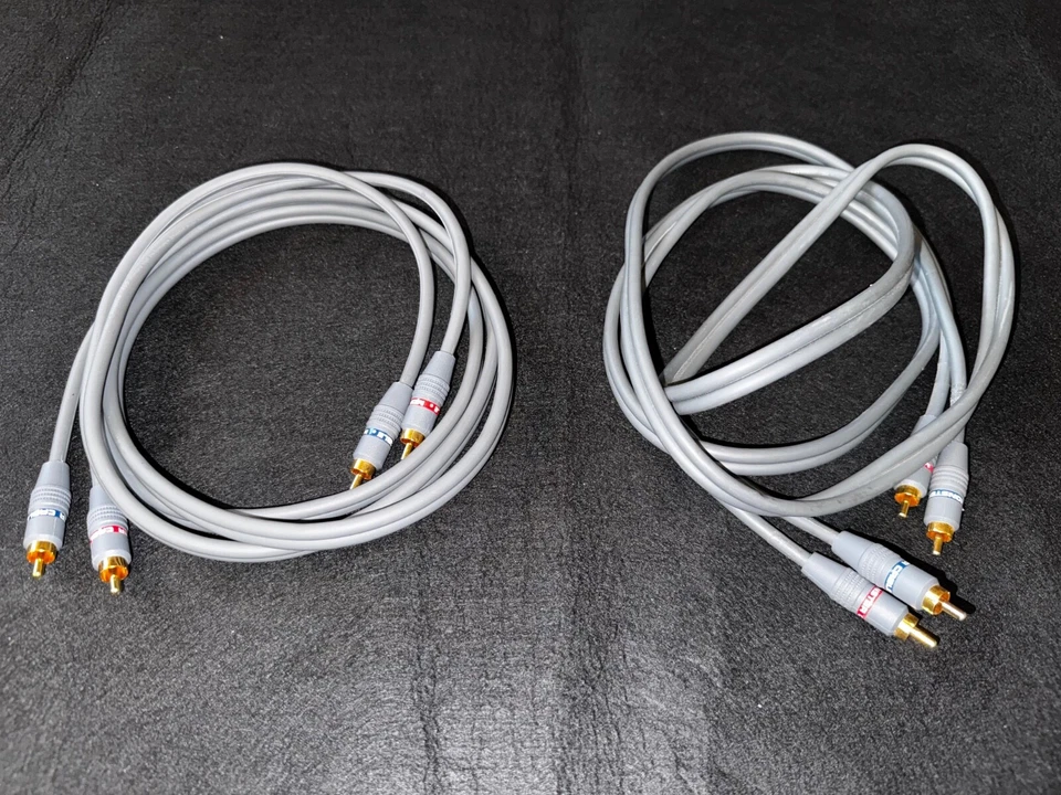 DOS MONSTRUOS ESTÁNDAR ALTO RENDIMIENTO. CABLE DE AUDIO BLINDADO (6 pies) Foto 1 de 1