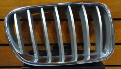 Оригинальная решетка для правостороннего переднего бампера верхней почки для BMW X3 F25 2015 2016 2017 годов выпуска - Изображение 1 из 4