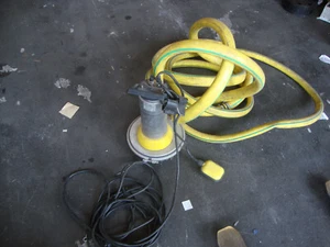 KSB Tauchpumpe Ama Drainer A 405 SE/10, 220 V, 10m tief ,4.10A ,0,90KW 2-21 m³/h - Bild 1 von 6