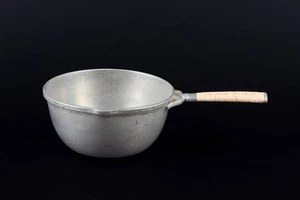 Just Andersen, Denmark. Casserole in pewter with bamboo handle. Ca. 1930s/40s - Picture 1 of 4