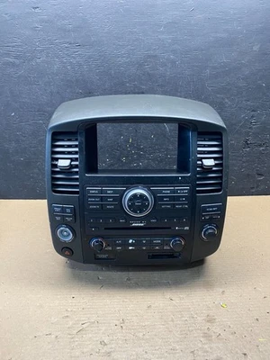 2008 2012 Nissan Pathfinder Radio A/C Heat Temperature Climate Control S6585 DG - Image 1 of 4