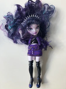 Shadow High Special Edition Veronica purple black storm doll fashion stylish - Picture 1 of 5