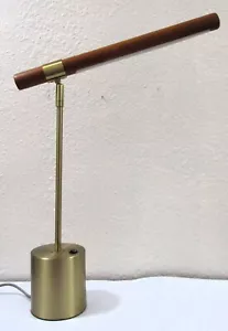 West Elm Linear Wood LED USB Table Lamp 74739 - Picture 1 of 8