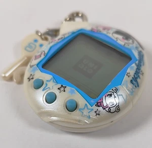 Tamagotchi Plus Yeah Family Iloilo Uniqlo limited Bandai Used From Japan - Picture 1 of 5