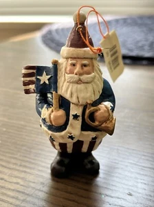 Weihnachtsmann im Anzug hält USA Flagge Santa Ornament Weihnachten - Bild 1 von 10