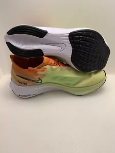 Nike Wmns Zoom Fly 3 Rise ""Verde luminoso"" - CQ4483-300 - Talla: Mujer 5,5 - Imagen 1 de 10