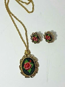 Vintage goldfarbene Rose Nadelspitze Spiegel Halskette Anhänger und Ohrringe - Bild 1 von 4