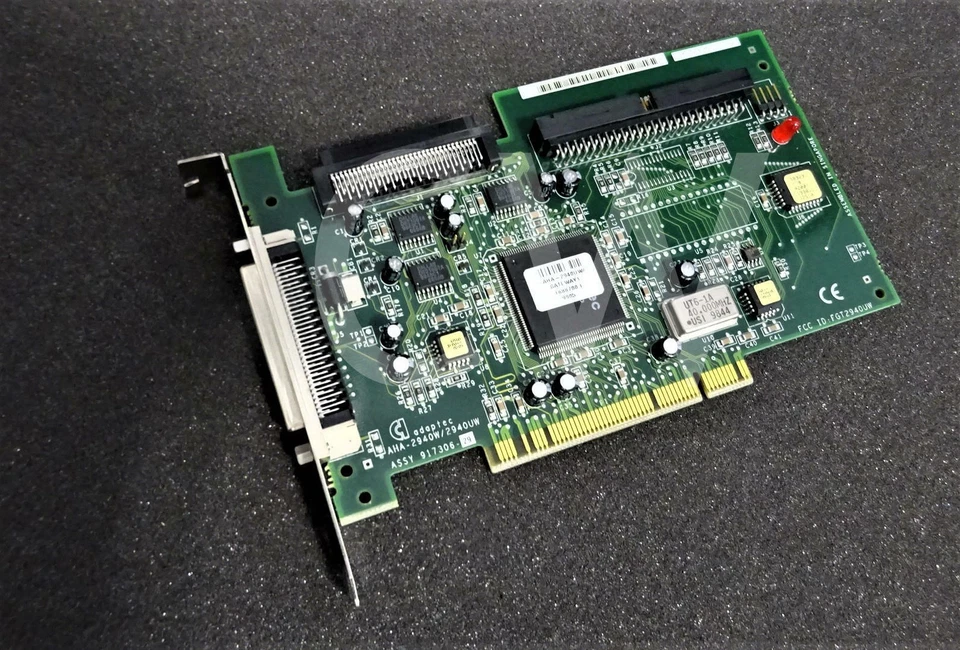 AHA-2940UW Adaptec 40Mbps Ultra Wide SCSI PCI STORAGE CONTROLLER (AHA-2940UW) - Image 1 of 2