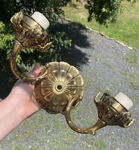 Regency - Mid Century Vintage Cast Brass Spain Two Armed Wall Light Sconce - Picture 1 of 9