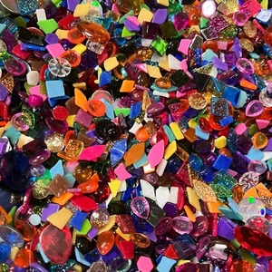 Edelsteine Fliesen Chips Glitzer Mosaikstücke Piratenschatz Made in USA - Bild 1 von 6