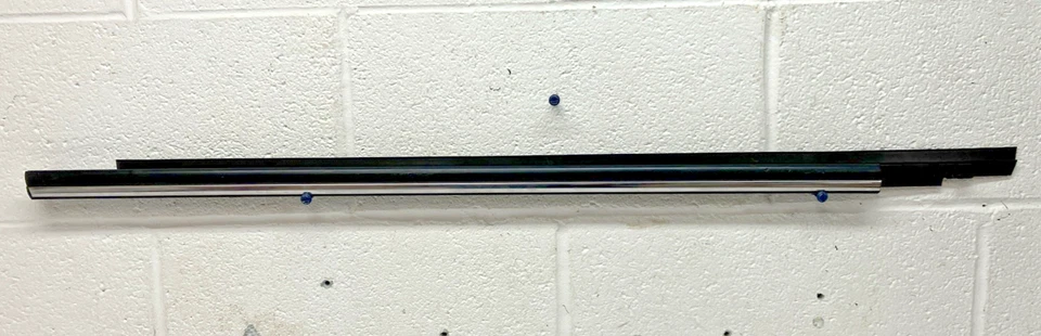 全新 原始设备制造商 通用 右握 后侧窗 Reveal 12511531 1991 雪佛兰 Caprice Wagon (Bin82) — 第 1/4 张图片