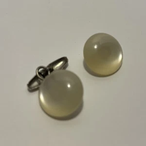 Vintage Herren Manschettenknöpfe groß rund Knopf Stil glatt Kunststoff silberfarben weiß - Bild 1 von 5